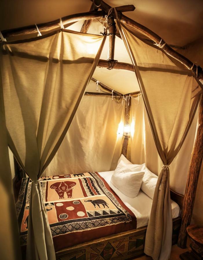 Hotel Matamba, Phantasialand Erlebnishotel Brühl Esterno foto